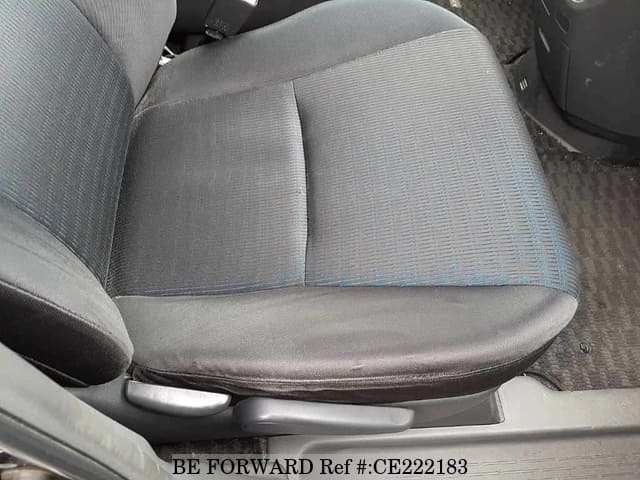 Toyota VOXY ZS KIRAMEKI 2 — фото 4