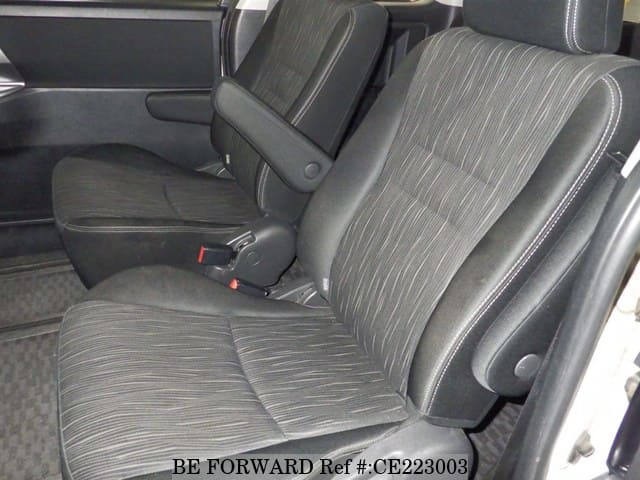 Toyota VOXY ZS KIRAMEKI 2 — фото 5