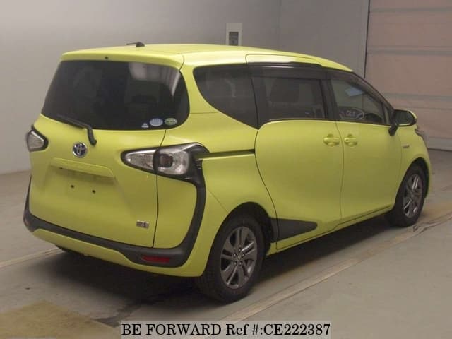 Toyota SIENTA HYBRID X — фото 2