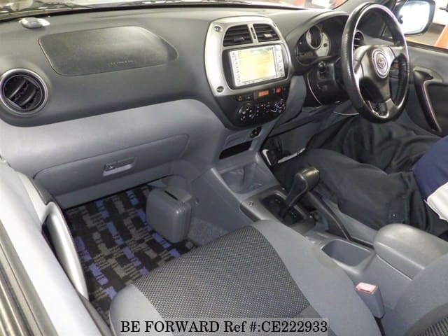 Toyota RAV4 X G PACKAGE — фото 4