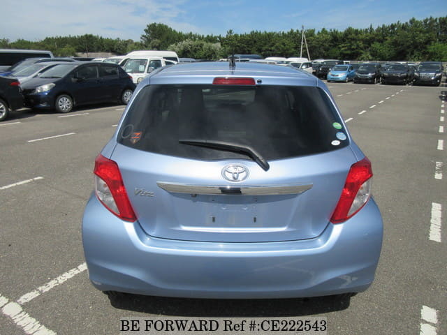 Toyota VITZ F — фото 4