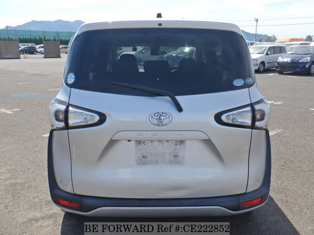 Toyota SIENTA G — фото 4