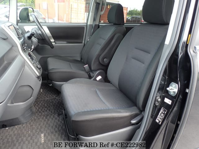 2009 TOYOTA VOXY ZS KIRAMEKI 2 image 26