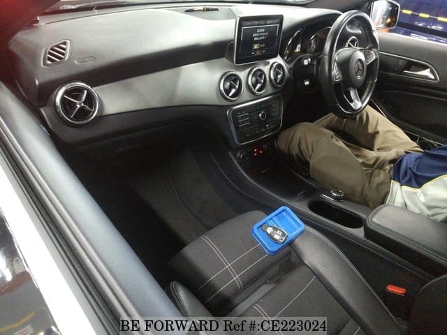 Mercedes-Benz GLA-CLASS GLA180 — фото 4