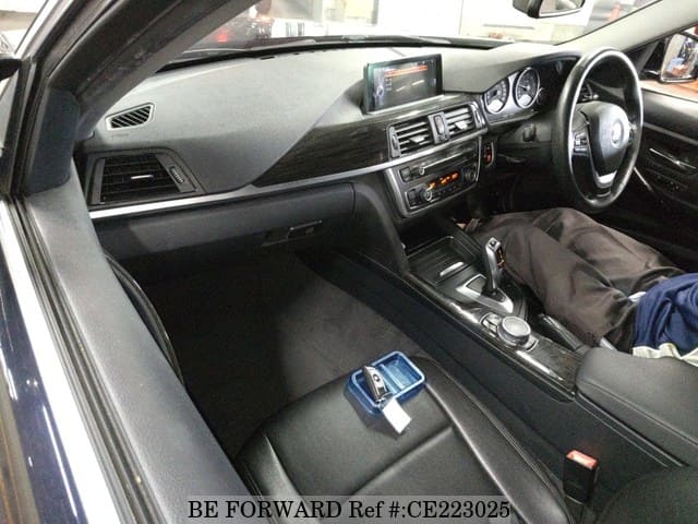 BMW 3 SERIES 320D LUXURY — фото 4