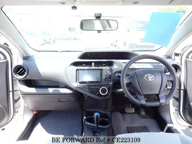 Toyota AQUA HYBRID L — фото 3