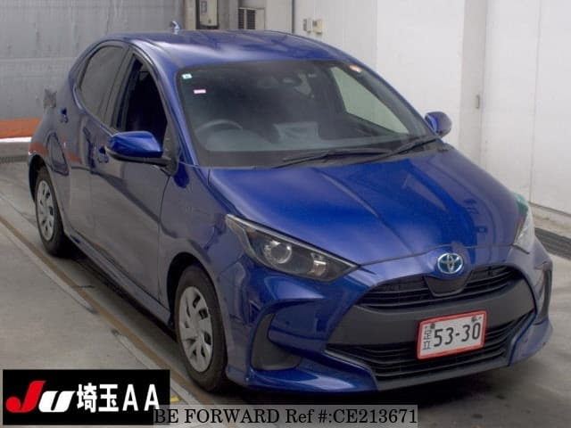 Toyota YARIS HYBRID X — фото 1