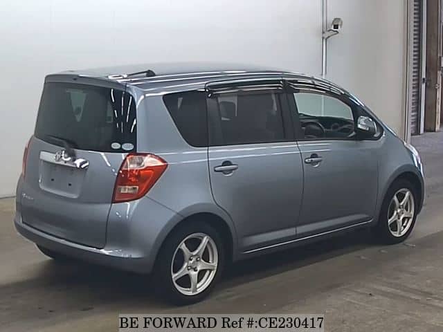 Toyota RACTIS X L PACKAGE — фото 2