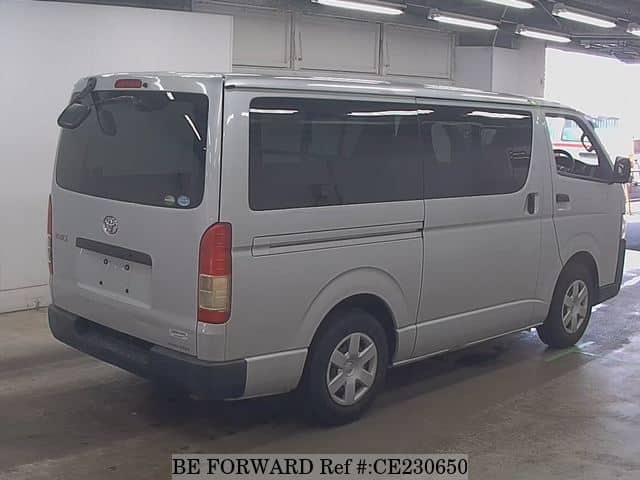 Toyota HIACE VAN LONG DX — фото 2