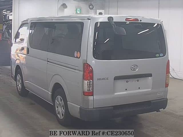 Toyota HIACE VAN LONG DX — фото 3