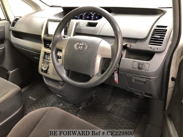 2009 TOYOTA VOXY X L EDITION image 3