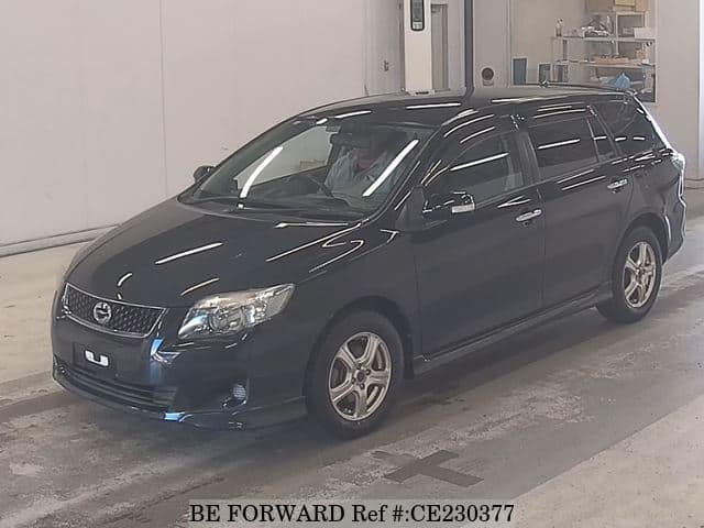 Toyota COROLLA FIELDER X 202 — фото 1