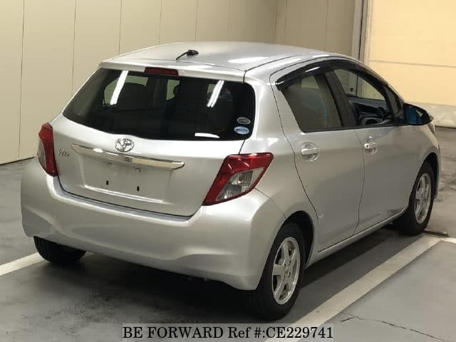 Toyota VITZ F M PACKAGE — фото 2