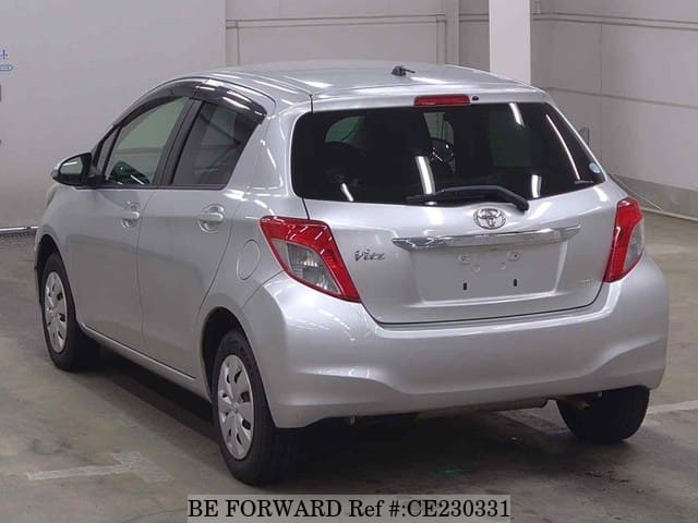 Toyota VITZ F SMILE EDITION — фото 3