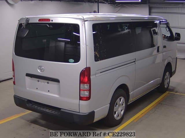 Toyota HIACE VAN LONG DX — фото 2