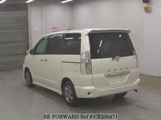 Toyota NOAH X LIMITED — фото 3