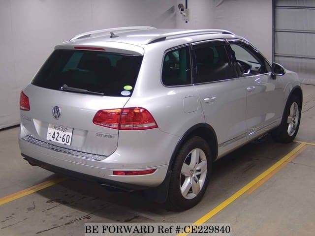 Volkswagen TOUAREG HYBRID — фото 2