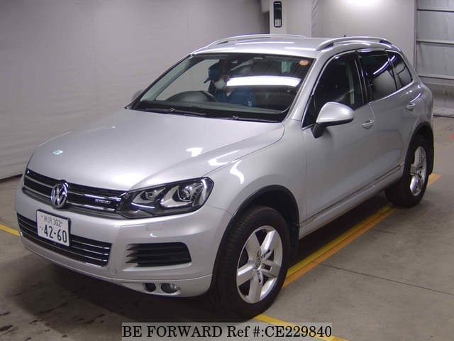 Volkswagen TOUAREG HYBRID — фото 1