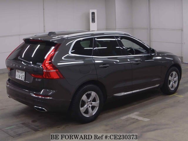 VOLVO XC60 D4 INSCRIPTION — фото 2