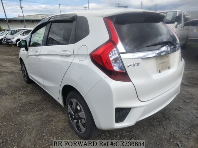 Honda FIT HYBRID — фото 4