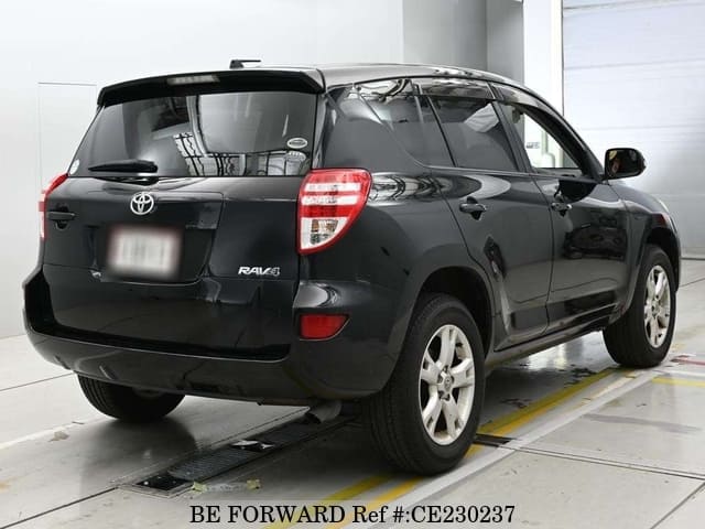 Toyota RAV4 STYLE — фото 2