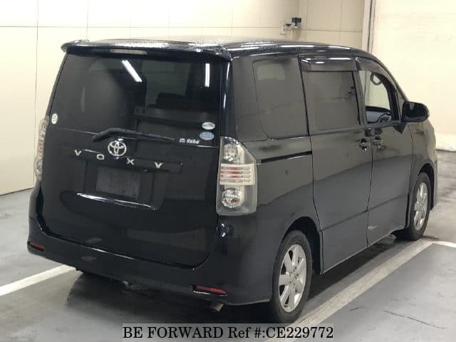 2009 TOYOTA VOXY Z image 2
