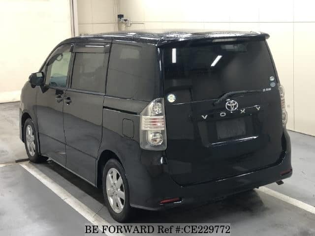 2009 TOYOTA VOXY Z image 5