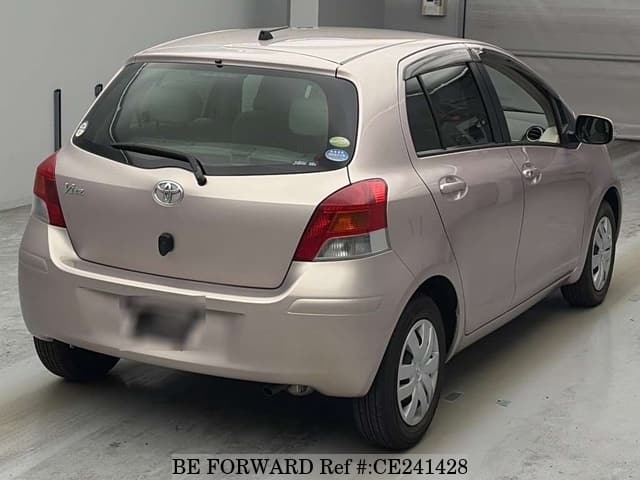 Toyota VITZ F LIMITED 2 — фото 2
