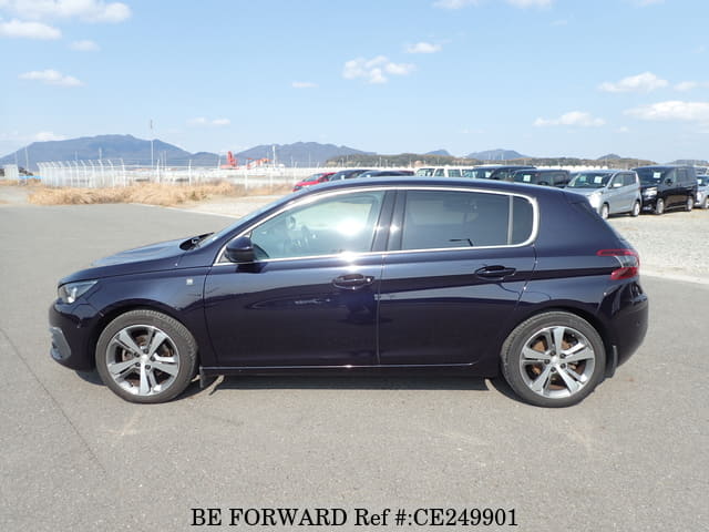 2020 Peugeot 308, photo 2 of 3