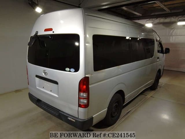 Toyota HIACE VAN DX — фото 2