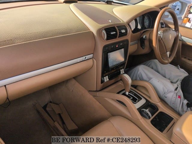 2008 PORSCHE CAYENNE image 3