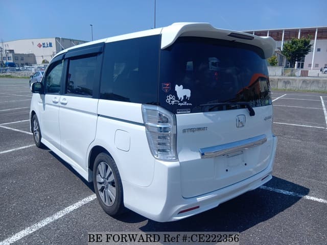 Honda STEP WGN SPADA POWER EDITION — фото 3