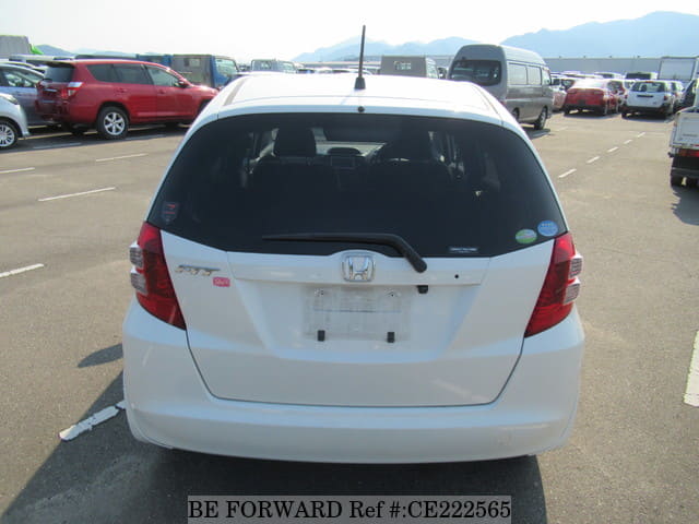 Honda FIT G — фото 4