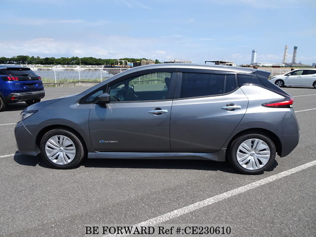 Nissan LEAF S — фото 2