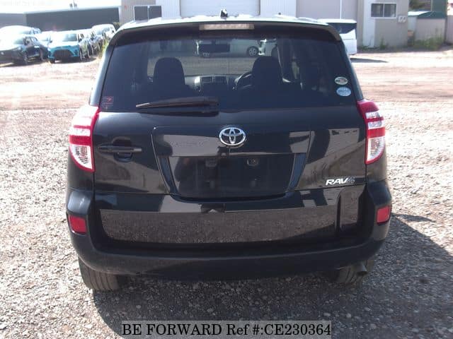 Toyota RAV4 STYLE — фото 4