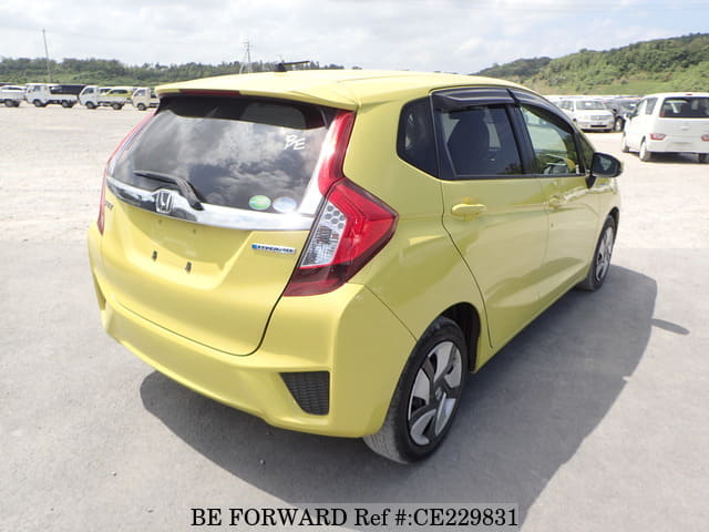 Honda FIT HYBRID F PACKAGE — фото 5