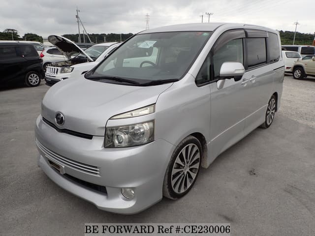 2009 TOYOTA VOXY Z