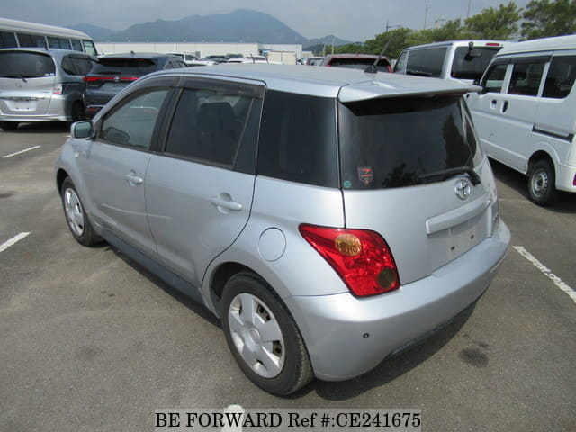Toyota IST 1.5S L EDITION — фото 3