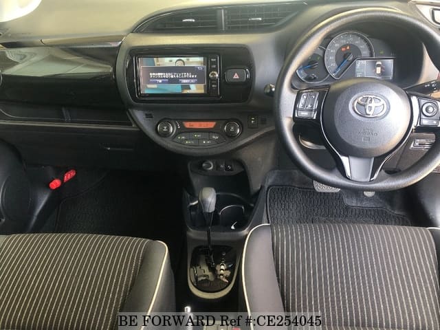 Toyota VITZ HYBRID JEWELA — фото 4