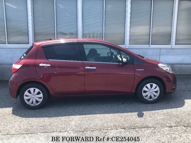 Toyota VITZ HYBRID JEWELA — фото 3