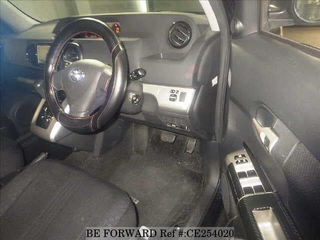 Toyota COROLLA RUMION 1.5G AERO TOURER — фото 4