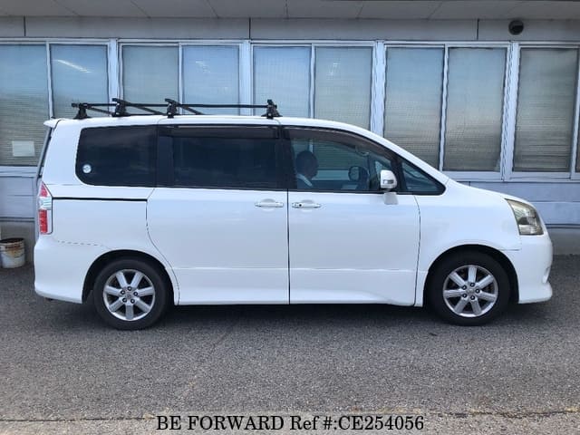 Toyota NOAH SI — фото 5