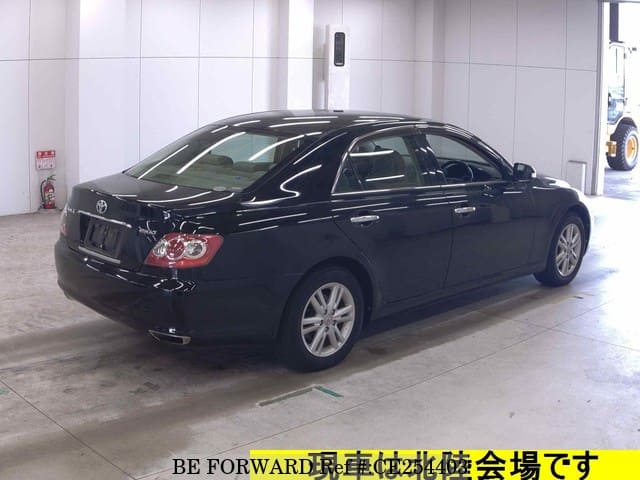Toyota MARK X 250G — фото 2