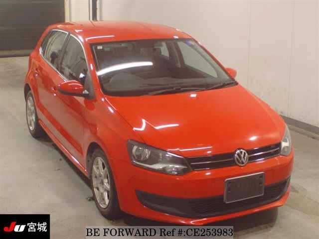 Volkswagen POLO TSI COMFORT LINE BLUE MOTION TEC — фото 1