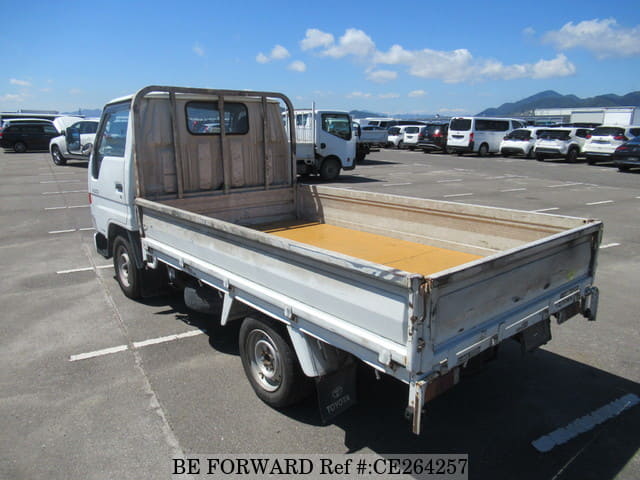 Toyota HIACE TRUCK — фото 3