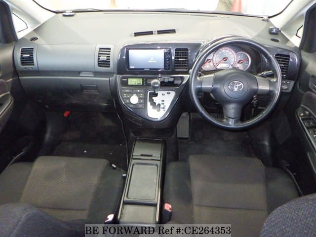 Toyota WISH X AERO SPORTS PACKAGE — фото 4