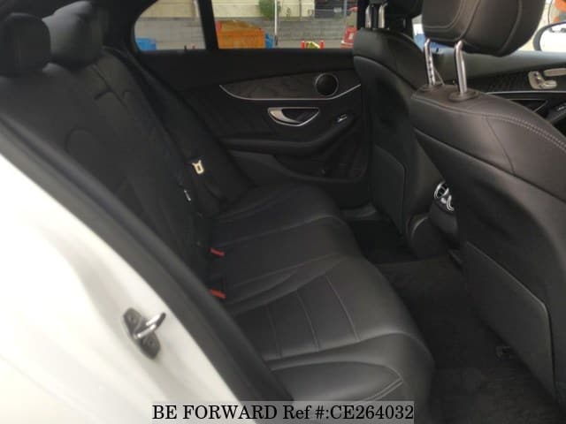 Mercedes-Benz C-CLASS C220D AVANTGARDE AMG LINE — фото 4