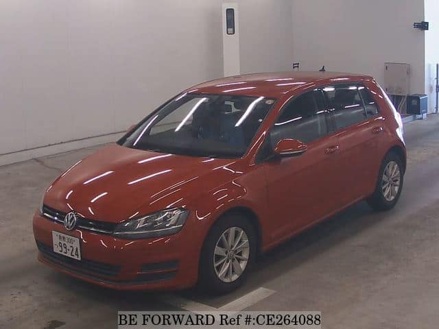 Volkswagen GOLF TSI TRENDLINE BLUE MOTION TEC — фото 1