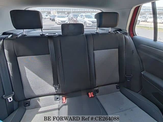 Volkswagen GOLF TSI TRENDLINE BLUE MOTION TEC — фото 5