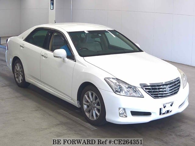 Toyota CROWN 2.5 ROYAL SALOON SPECIAL EDITION — фото 4